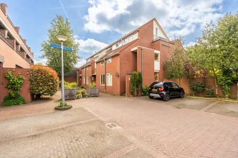 Appartement te koop: Spinnewiel 15, Laren-Centrum Laren (Nh)