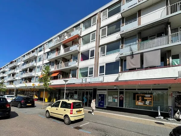 Appartement te huur: Spinozaweg 219, Lombardijen Rotterdam