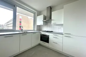 Woning te huur: Spinozaweg, Lombardijen Rotterdam