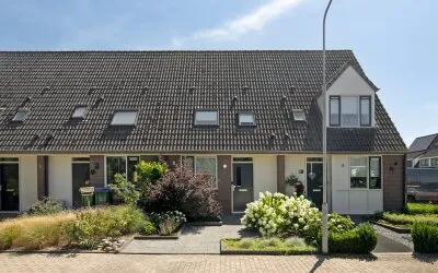 Terraced house for sale: Spiraeastraat 14, Ederveen dorp Ederveen