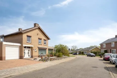 Vrijstaande woning te koop: Spitsstraat 8, Maasbracht Maasbracht