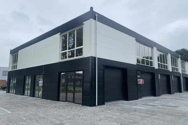 Tussenwoning te koop: Splijtbakweg 72A, Poldervlak Oost Almere