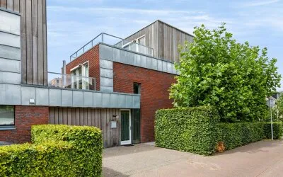 Hoekwoning te koop: Spoorbrugweg 50, Welgelegen Apeldoorn