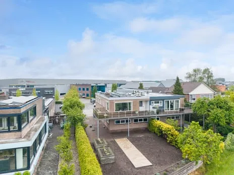 Tussenwoning te koop: Spoordwarsstraat 27, Industrieterrein IJsselmuiden Ijsselmuiden