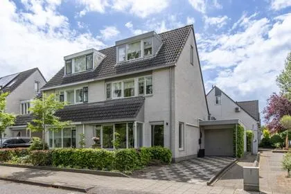 Hoekwoning te koop: Spoorlaan 24, Gezonken Hoek Veenendaal