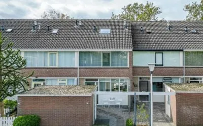 Tussenwoning te koop: Spoorlaan 35, De Rodes Voorhout