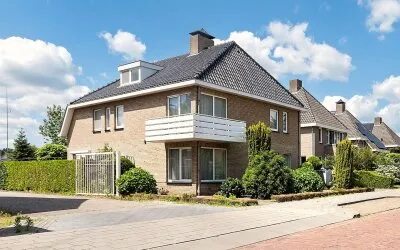 Vrijstaande woning te koop: Spoorlaan 6, Koolenkampen en Iepenlaan Veghel