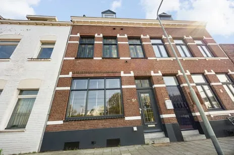 Tussenwoning te koop: Spoorlaan Zuid 19A, Kapel-Muggenbroek Roermond