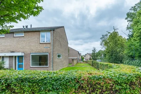 Hoekwoning te koop: Spoorstraat 2, Mariaveld Susteren