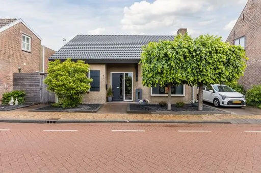 Woning te koop: Spoorstraat, De Heerlijkheid Hooge Zwaluwe Hooge Zwaluwe