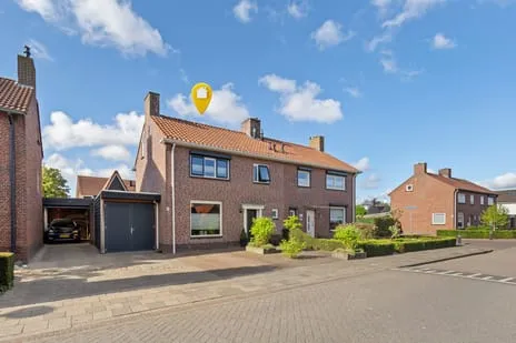 Twee-onder-één-kap te koop: Spoorstraat 29, Zegge Zegge