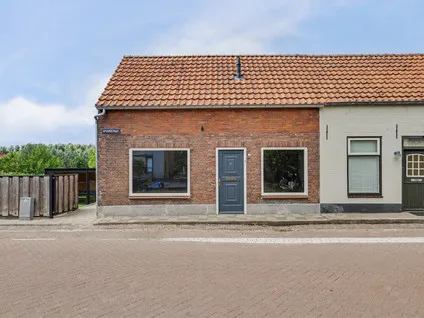Twee-onder-één-kap te koop: Spoorstraat 30, De Heerlijkheid Hooge Zwaluwe Hooge Zwaluwe