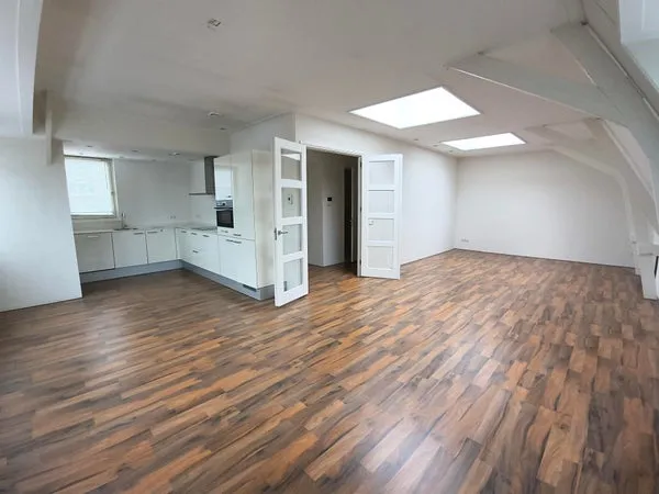 Appartement te huur: Spoorstraat 36C, Centrum Hilversum