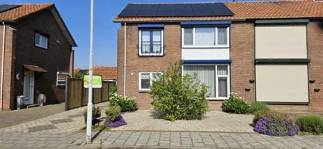 Twee-onder-één-kap te koop: Spoorstraat 54, Kern Sluiskil Sluiskil
