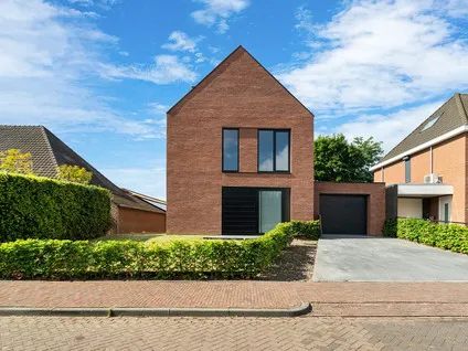 Koopwoning: Spoorstraat 73 in Geleen - €650.000 - 236m²