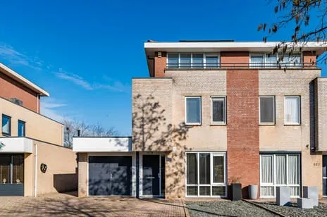 Twee-onder-één-kap te koop: Spoorven 531, 't Ven West Veghel