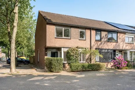 Hoekwoning te koop: Sporenweide 1, Kievitsloop Breda