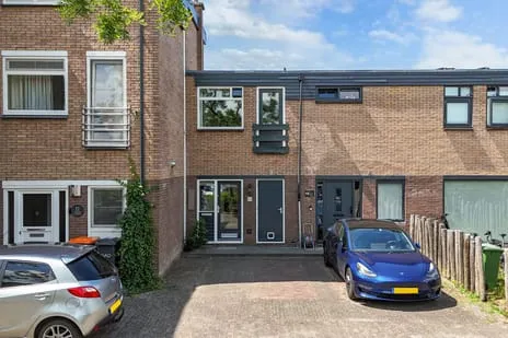 Terraced house for sale: Sporkehout 13, Huizermaat West Huizen