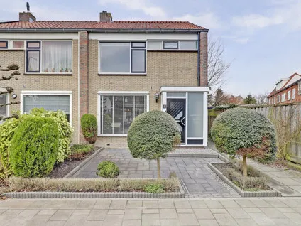 Hoekwoning te koop: Sportlaan 17, De Lier West De Lier