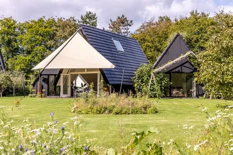 Vrijstaande woning te koop: Sportlaan 3B, Oostvoorne Oostvoorne