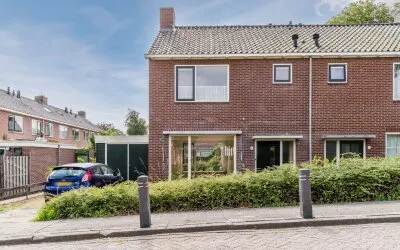 Twee-onder-één-kap te koop: Sportlaan 4, Koedijk en De Weijdt Koedijk