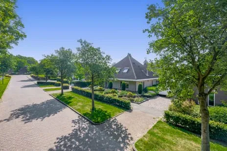 Vrijstaande woning te koop: Sportlaan 6, Almkerk west Almkerk