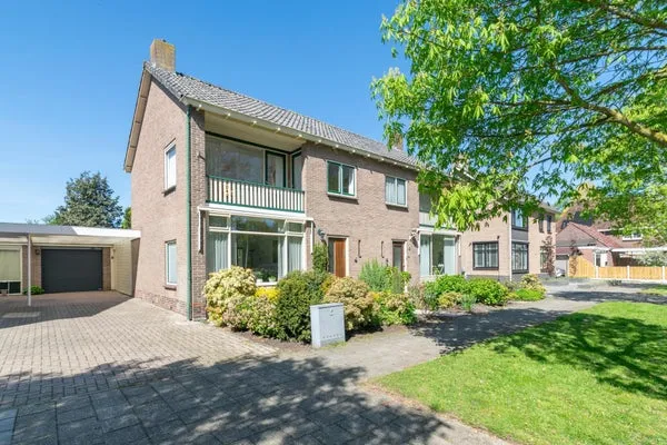 Twee-onder-één-kap te koop: Sportlaan 6, Bentinckspark Hoogeveen