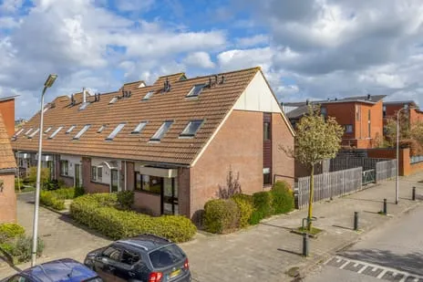 Hoekwoning te koop: Sportlaan 6, Moordrecht