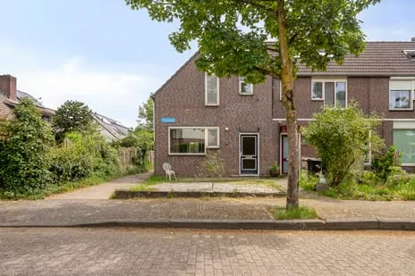 Hoekwoning te koop: Sportmark 140, Hofmark, Redemark en Sportmark Almere