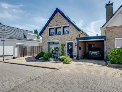 Detached house for sale: Sportparkstraat 36, Sint Willebrord St. Willebrord
