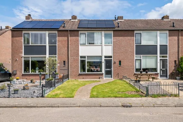 Tussenwoning te koop: Sportveldstraat 8, Beusichem Beusichem