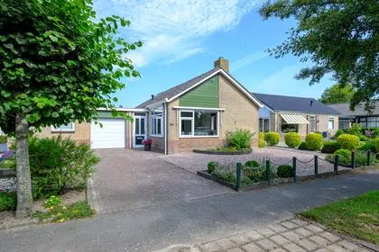 Twee-onder-één-kap te koop: Sportweg 27, Middenmeer Centrum Middenmeer