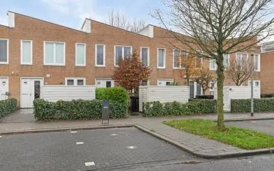 Tussenwoning te koop: Sprietzeil 5, Noorderplassen W.-West Almere