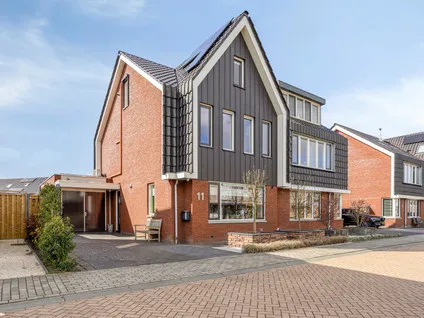 Twee-onder-één-kap te koop: Springendal 11, Buurt 4 Zeewolde