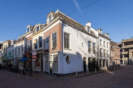 Tussenwoning te koop: Springweg 24, Lange Elisabethstraat, Mariaplaats en omgeving Utrecht