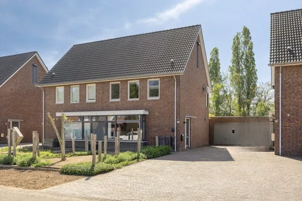 Semi-detached for sale: Sprokkelveld 67A, Sprokkelveld Milsbeek