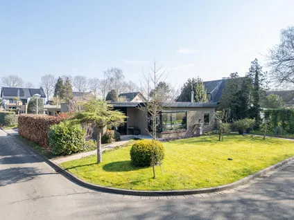 Vrijstaande woning te koop: Spuikompark 12, Philippine