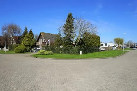 Vrijstaande woning te koop: Spuiweg 2, Industrieterrein Noordersluis West Lelystad