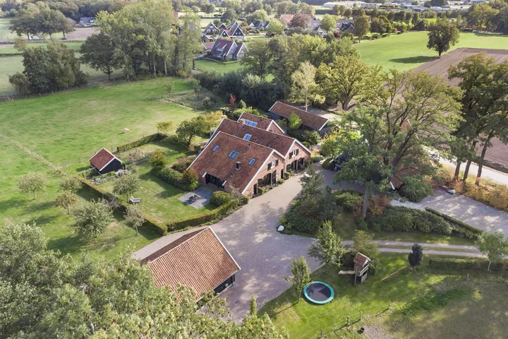 Twee-onder-één-kap te koop: Spölmanweg 4, Verspreide huizen Oud Ootmarsum Oud Ootmarsum