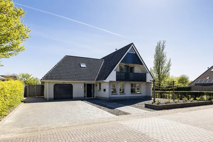 Woning te koop: St.-annaparochie, St.-Annaparochie Noordwest Lemoenappel 11