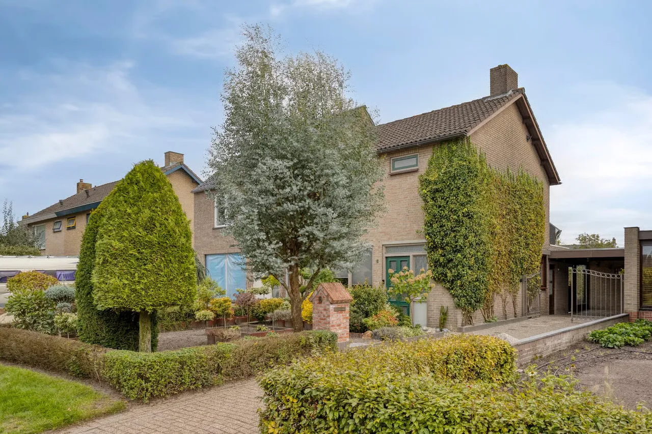 Twee-onder-één-kap te koop: St. Clemensdreef 6, Hulsel