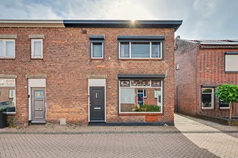Hoekwoning te koop: St. Crispijnstraat 9, Antoniusparochie Waalwijk
