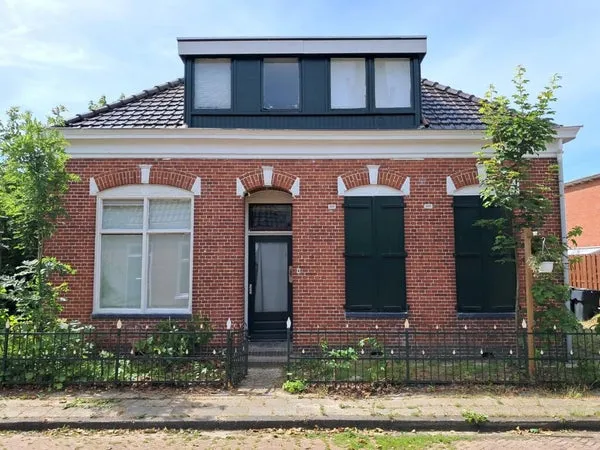 Vrijstaande woning te koop: St. Jansstraat 4, Kloosterburen Kloosterburen