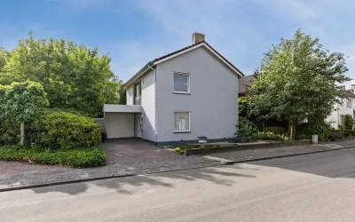 Vrijstaande woning te koop: St. Josephstraat 15, Horst-Centrum Horst