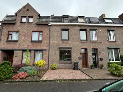 Tussenwoning te koop: St.Martinusstraat 45, Spekholzerheide Kerkrade