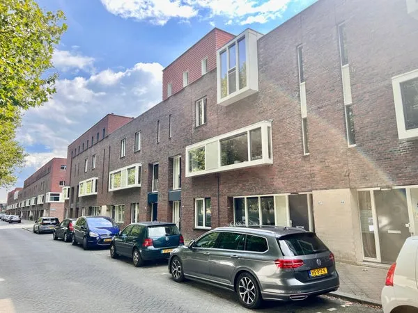 Tussenwoning te huur: St.-Pietersberg 65, Veldhuizen De Meern