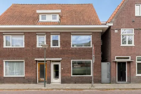 Tussenwoning te koop: St Theresiaplein 7, Het Ven Eindhoven