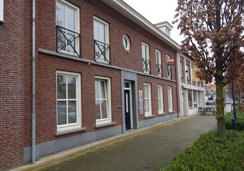 Tussenwoning te huur: St. Antoniusplein 21-22, Nederweert Nederweert