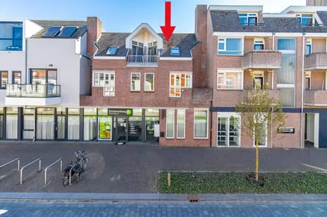 Appartement te koop: St. Jansplein 43, Centrum Waalwijk