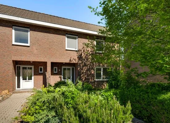 Twee-onder-één-kap te koop: St. Nicolaasstraat 11, Simpelveld Simpelveld